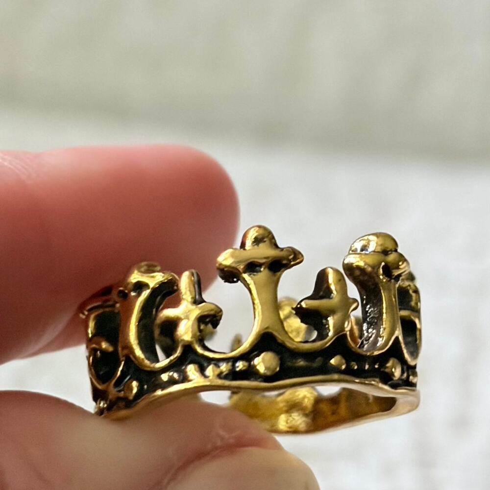 Stainless Steel Gold and Black Crown Ring 8